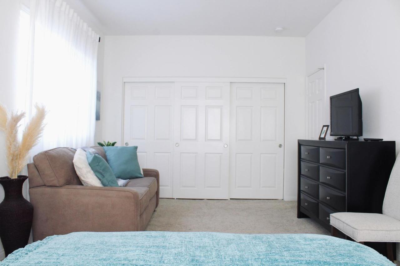 Entire Bungalow W/ Private Pool Near Palm Springs! Indio Esterno foto