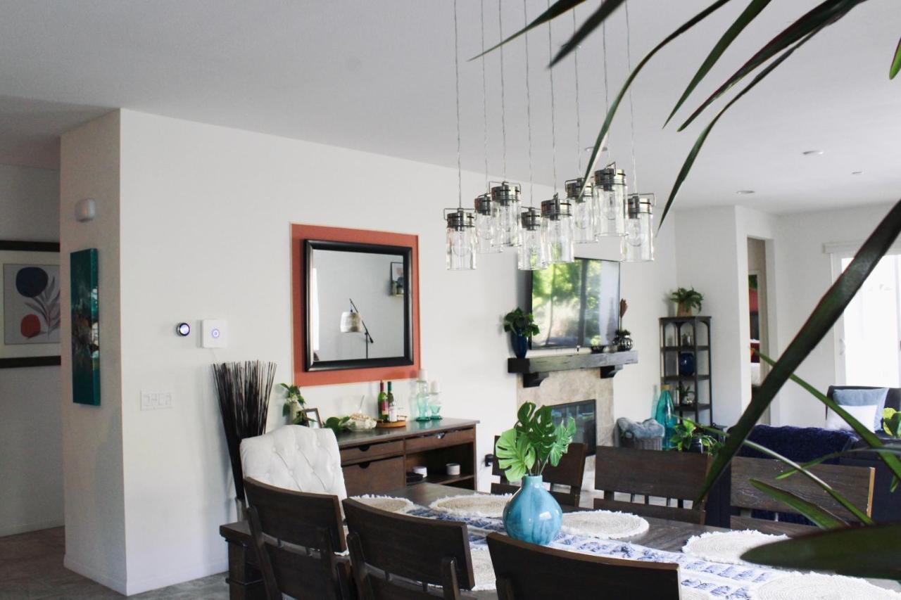 Entire Bungalow W/ Private Pool Near Palm Springs! Indio Esterno foto